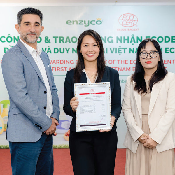 [CÔNG BỐ CHÍNH THỨC] ENZYCO LÀ THƯƠNG HIỆU TẨY RỬA SINH HỌC CỦA VIỆT NAM ĐẦU TIÊN VÀ DUY NHẤT* ĐẠT CHỨNG NHẬN ECODETERGENT BỞI ECOCERT